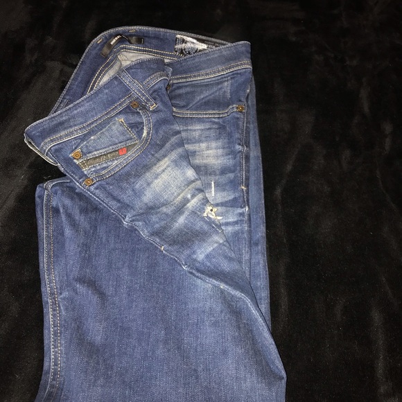 Diesel D.N.A. Slim Skinny Fit Jeans Distressed